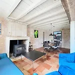 Maison De Maitre De Charme Avec Piscine & Parc * Plassac (Gironde)
