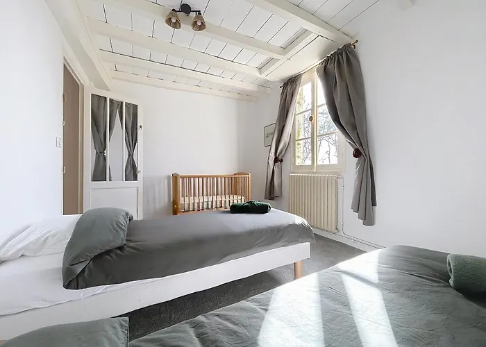 Maison De Maitre De Charme Avec Piscine & Parc Prázdninový dům *