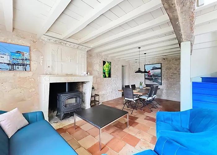 Maison De Maitre De Charme Avec Piscine & Parc * Plassac (Gironde)