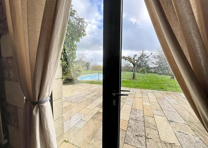 Maison De Maitre De Charme Avec Piscine & Parc Prázdninový dům *